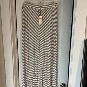 Max Studio Chevron Patterned Maxi Skirt